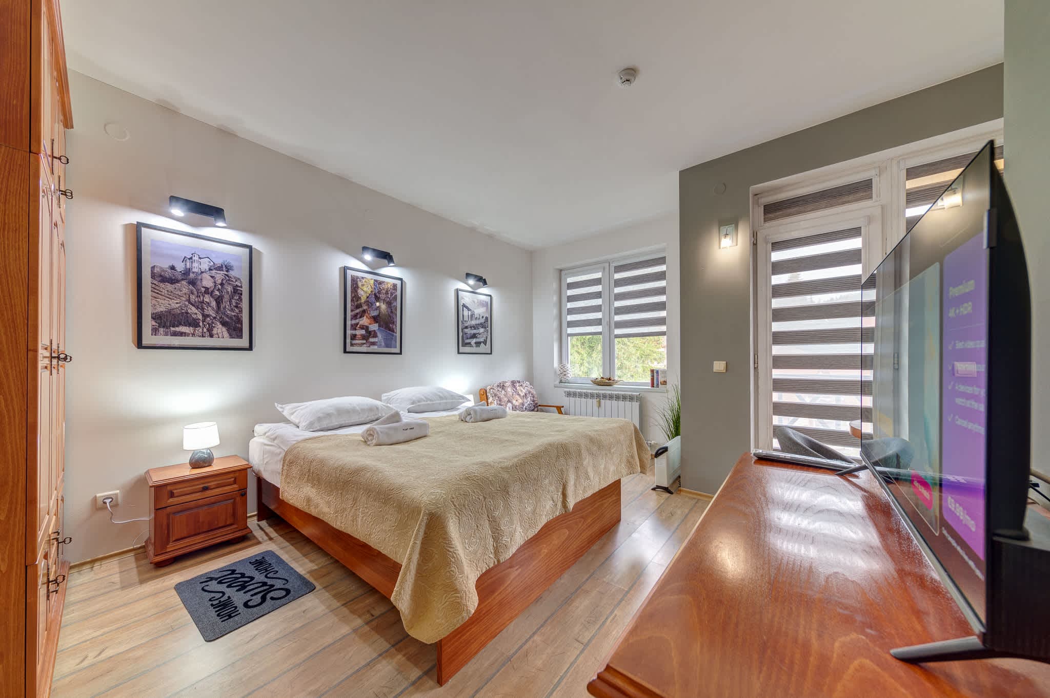 Property gallery — 1