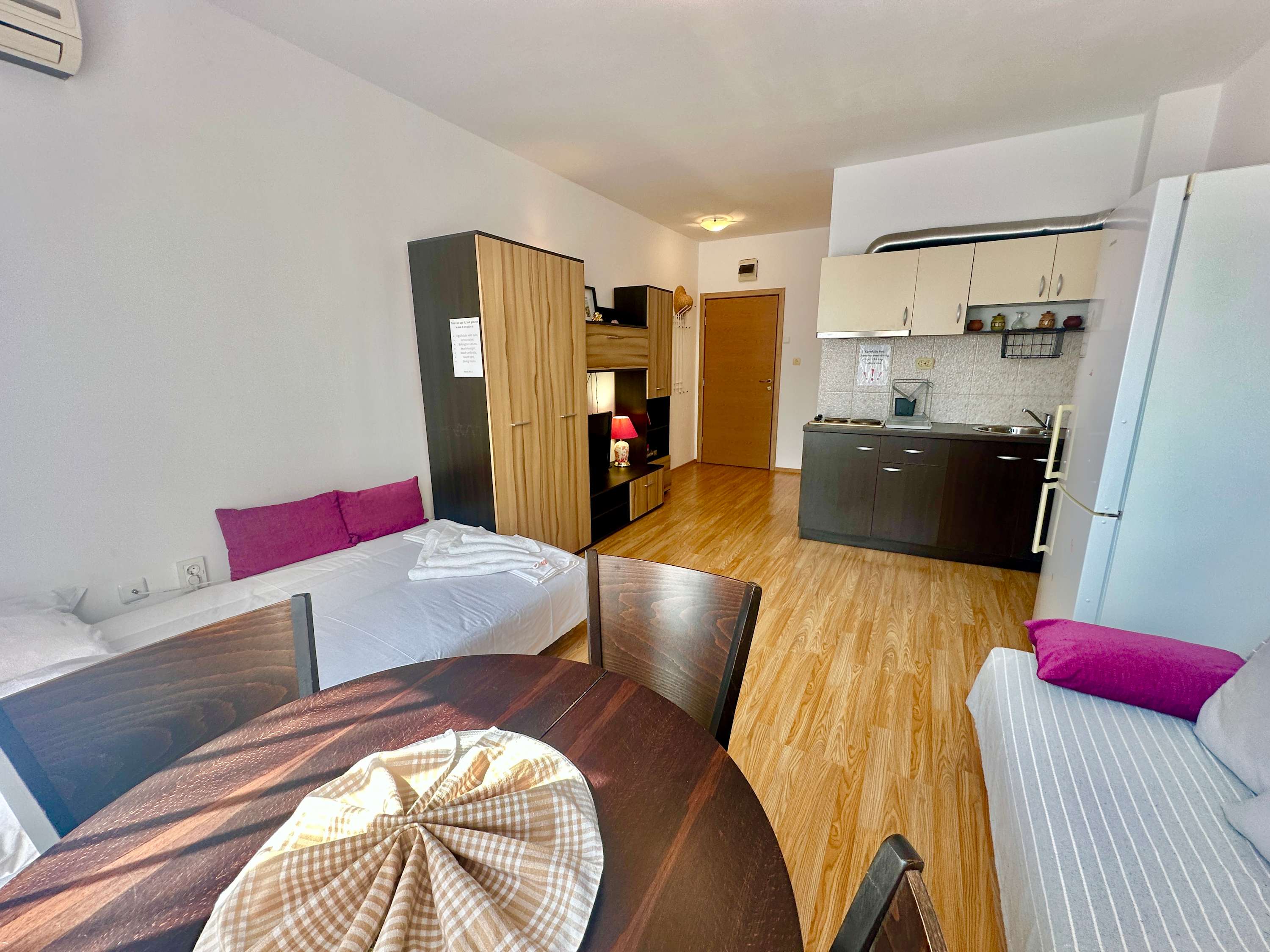 Property gallery — 3