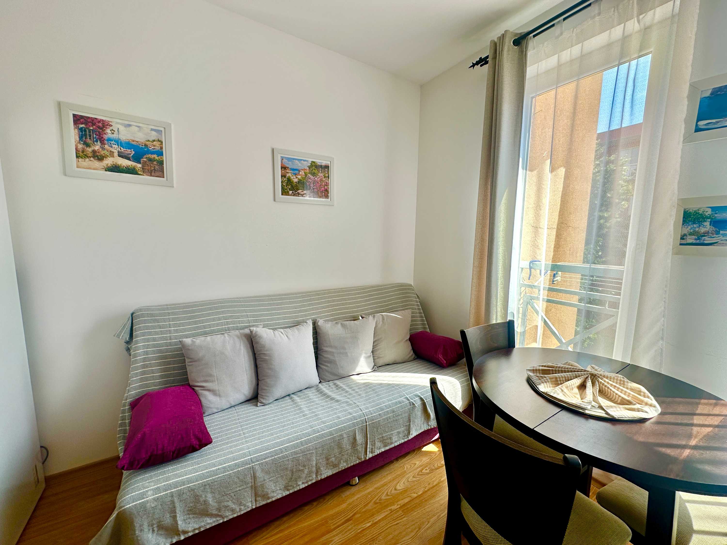 Property gallery — 4
