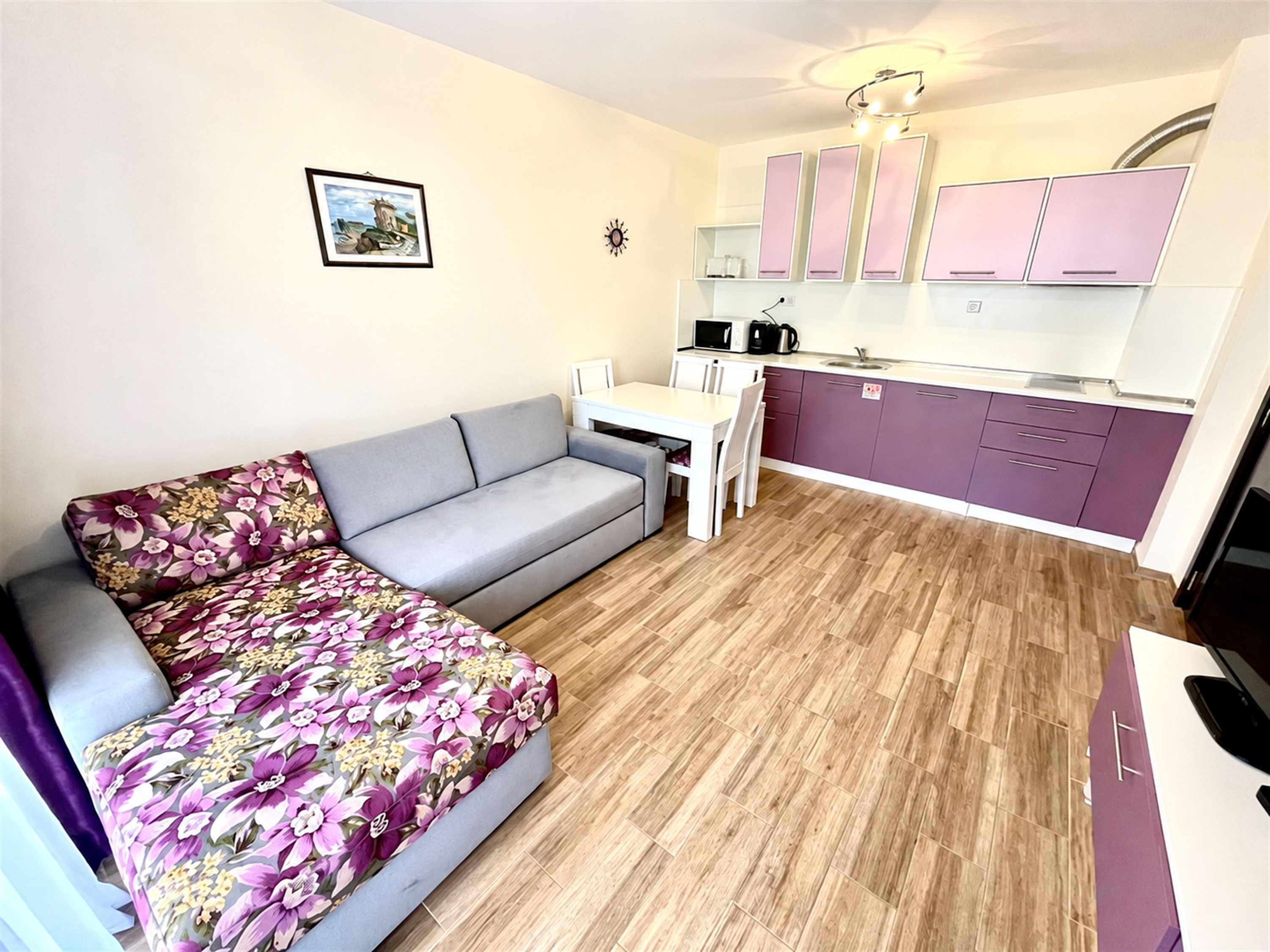 Spacious One Bedroom Apartment in Cascadas — 1