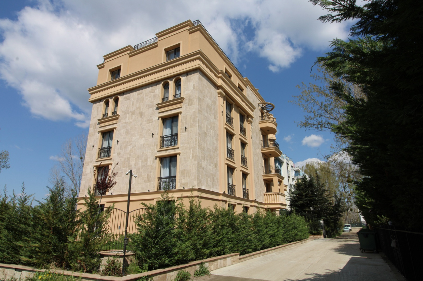 Aphrodite Green Aparthotel
