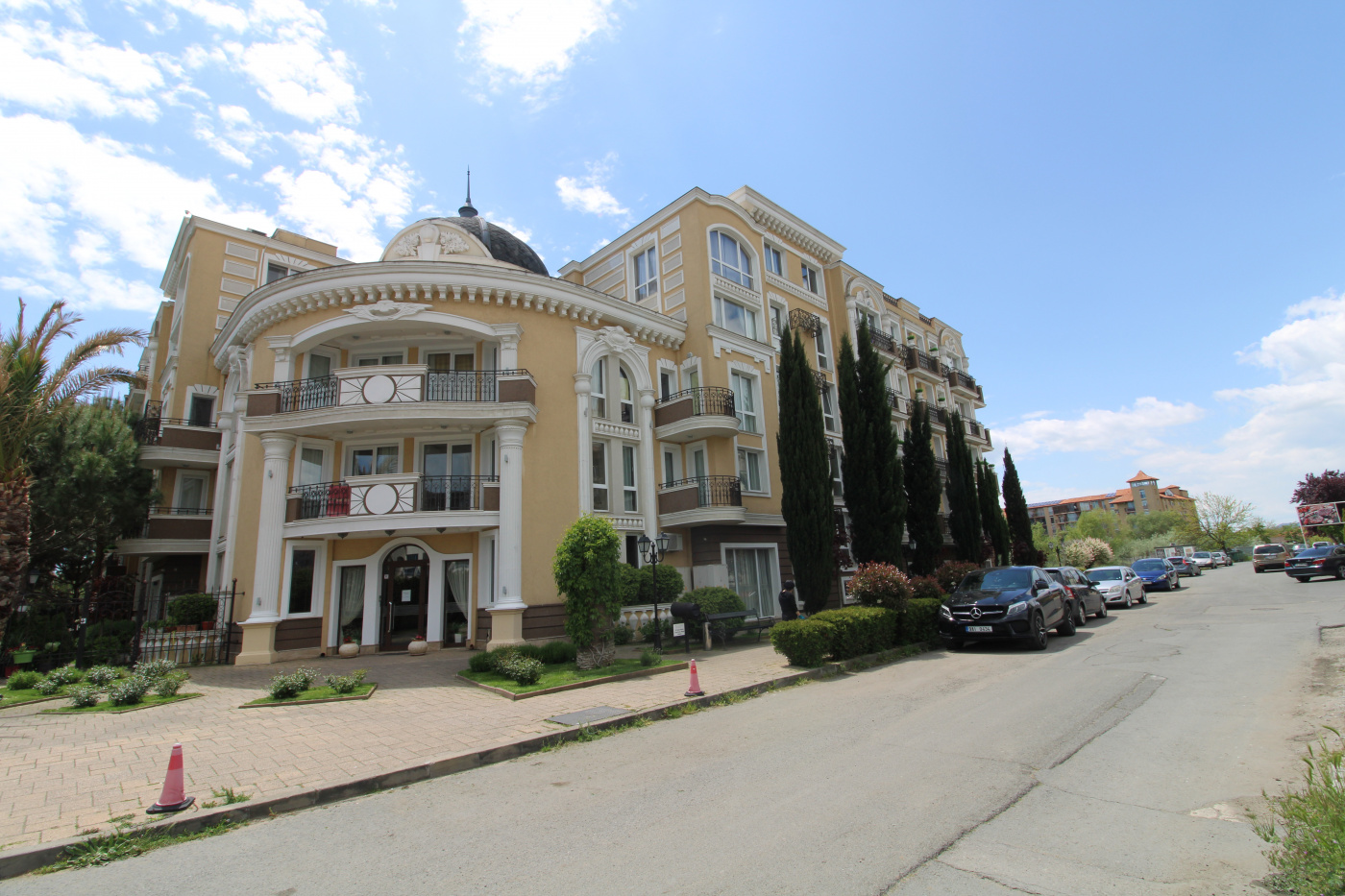 Messembria Palace Aparthotel