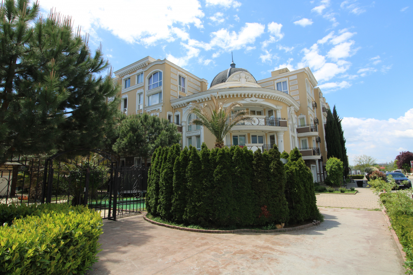 Messembria Palace Aparthotel