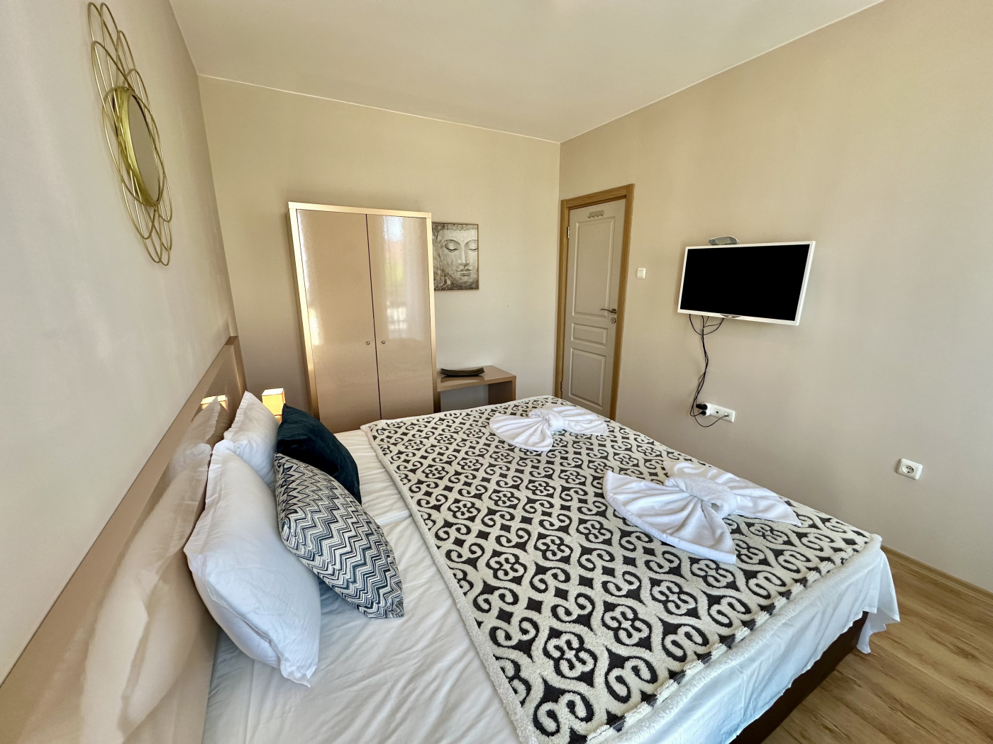 Messembria Palace apartment A210