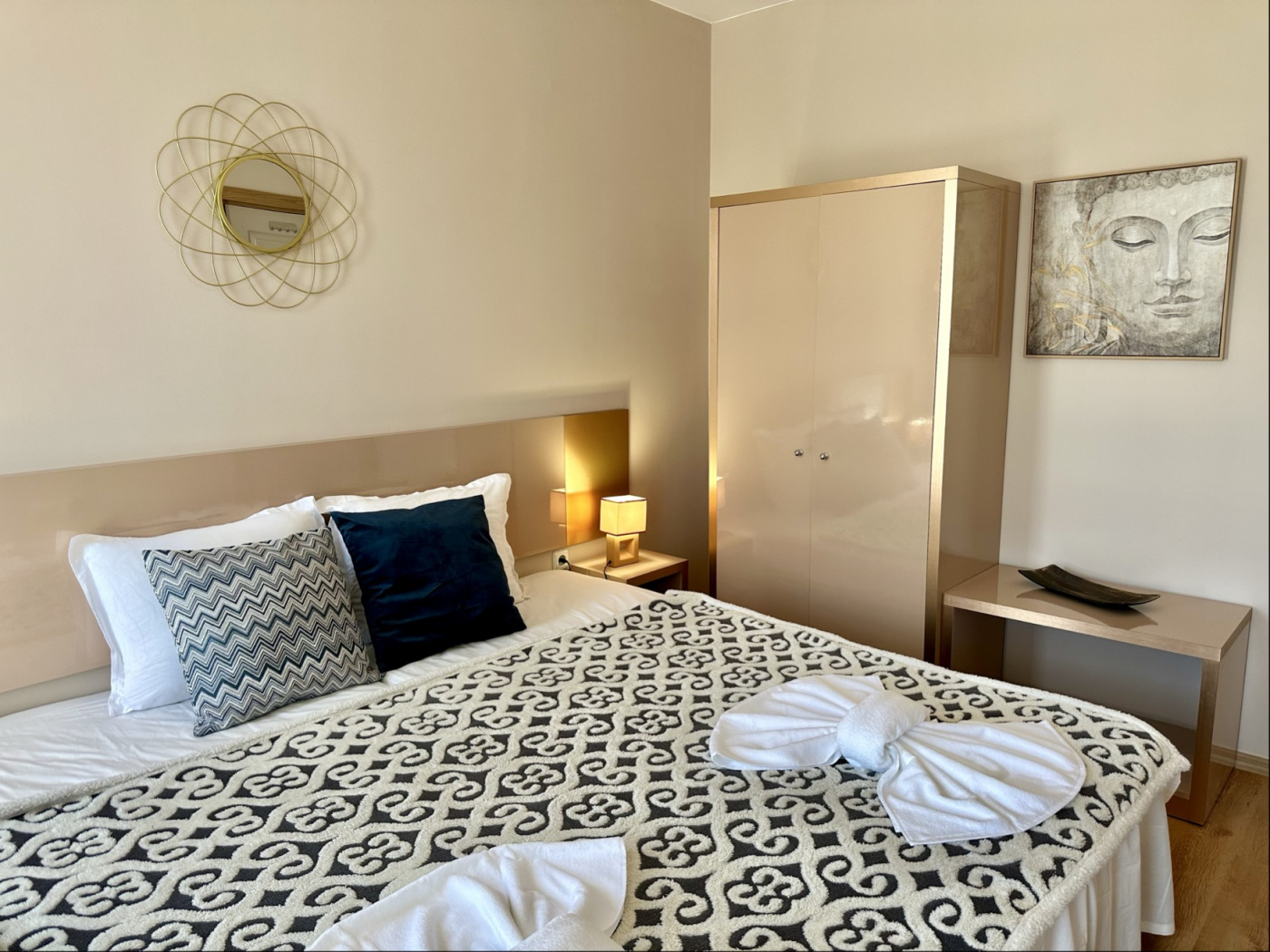 Messembria Palace apartment A210