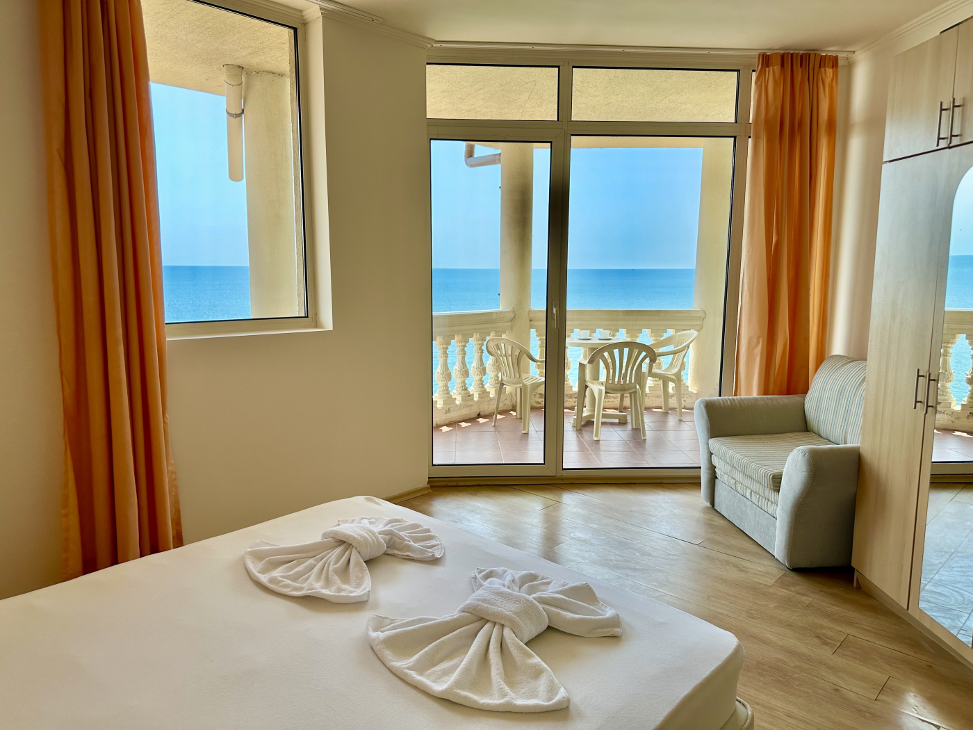 Atrium Beach apartment A 803