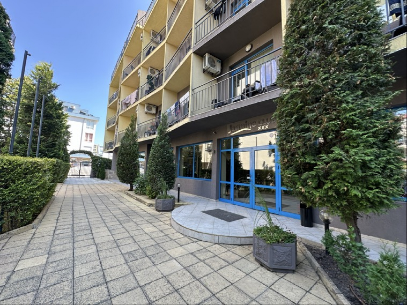 Jasmine Club apartment A34