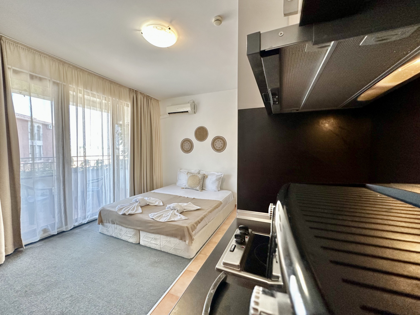 Marina Cape apartment 32_33