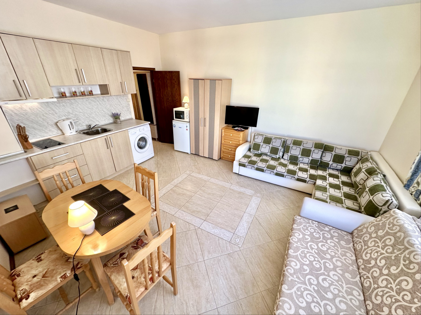 Sunny Sea Palace apartment 411