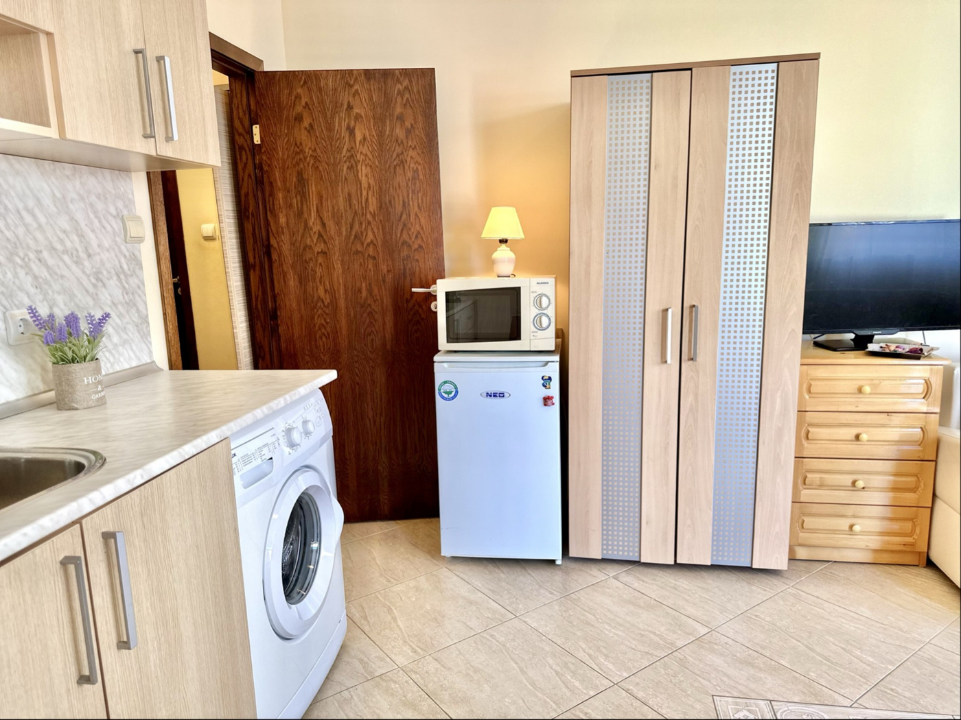 Sunny Sea Palace apartment 411
