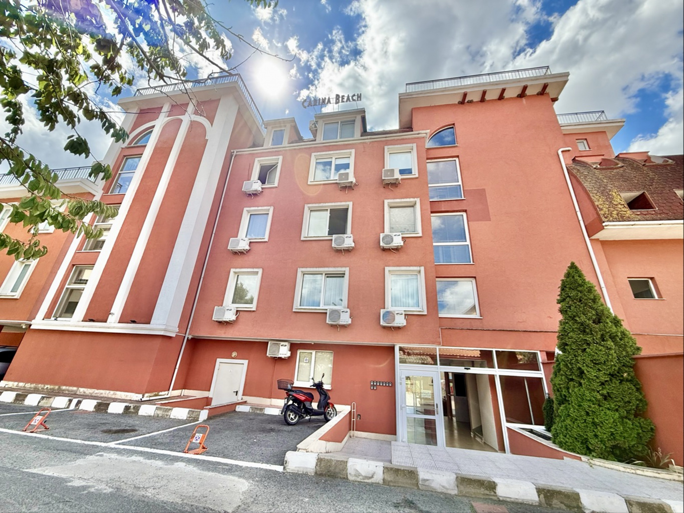 Carina Beach Aparthotel