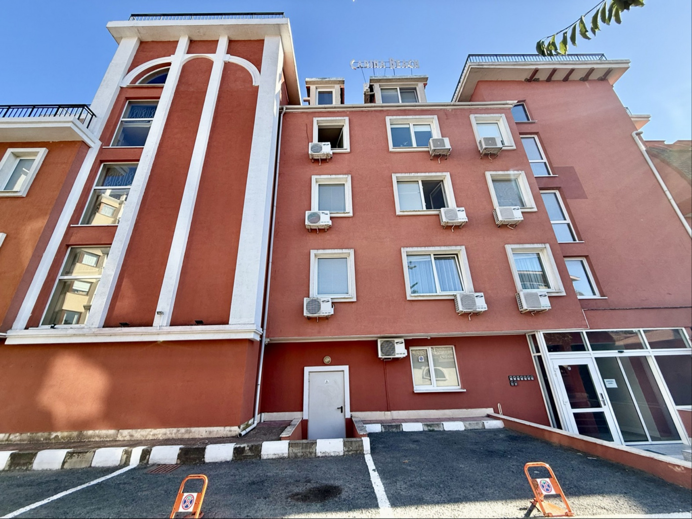Carina Beach Aparthotel