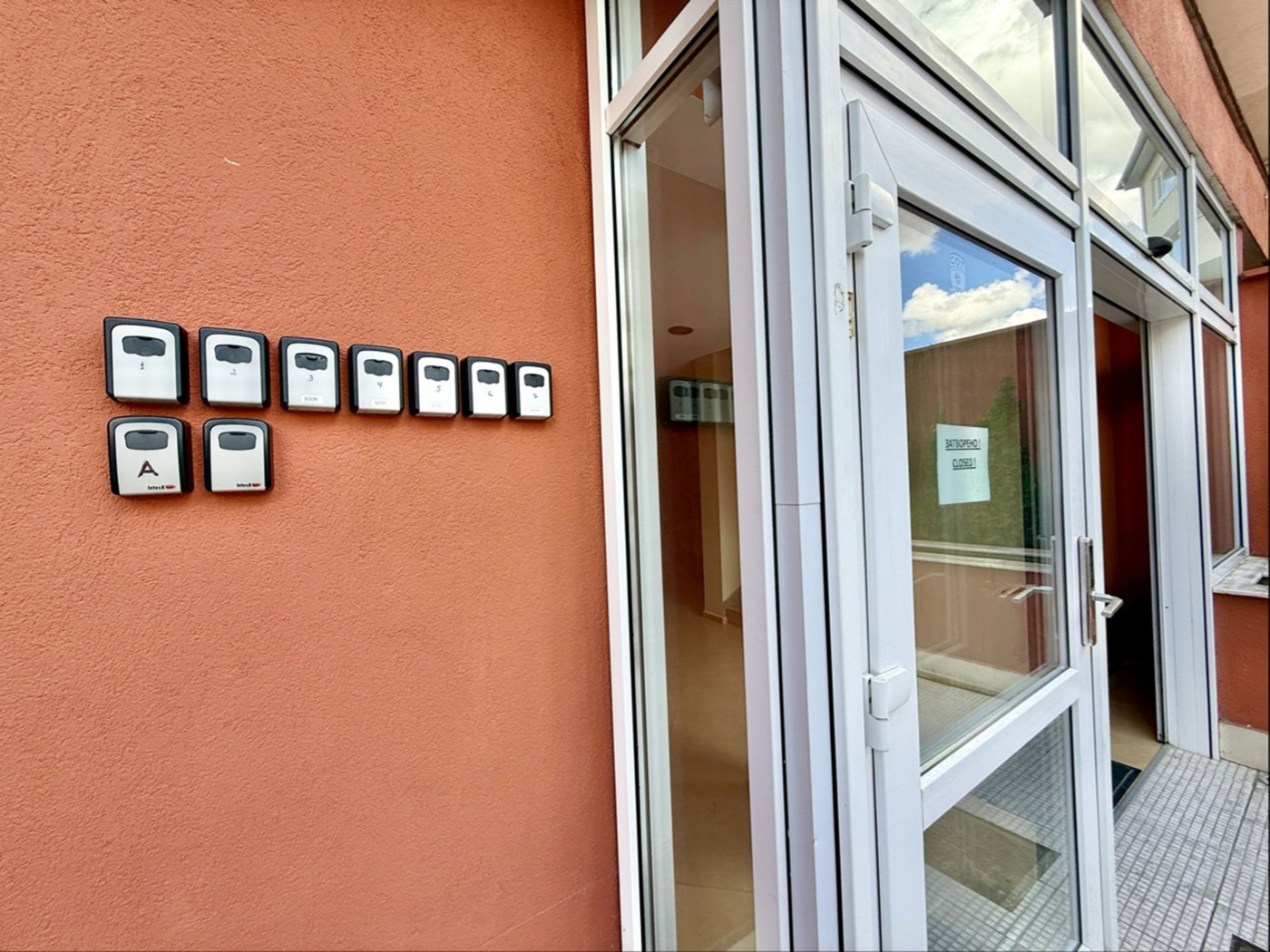 Carina Beach Aparthotel