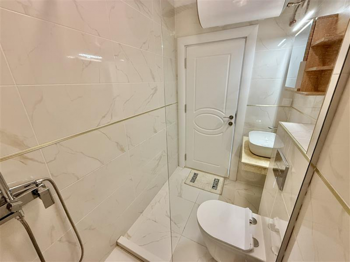 Aphrodite Green apartment 28