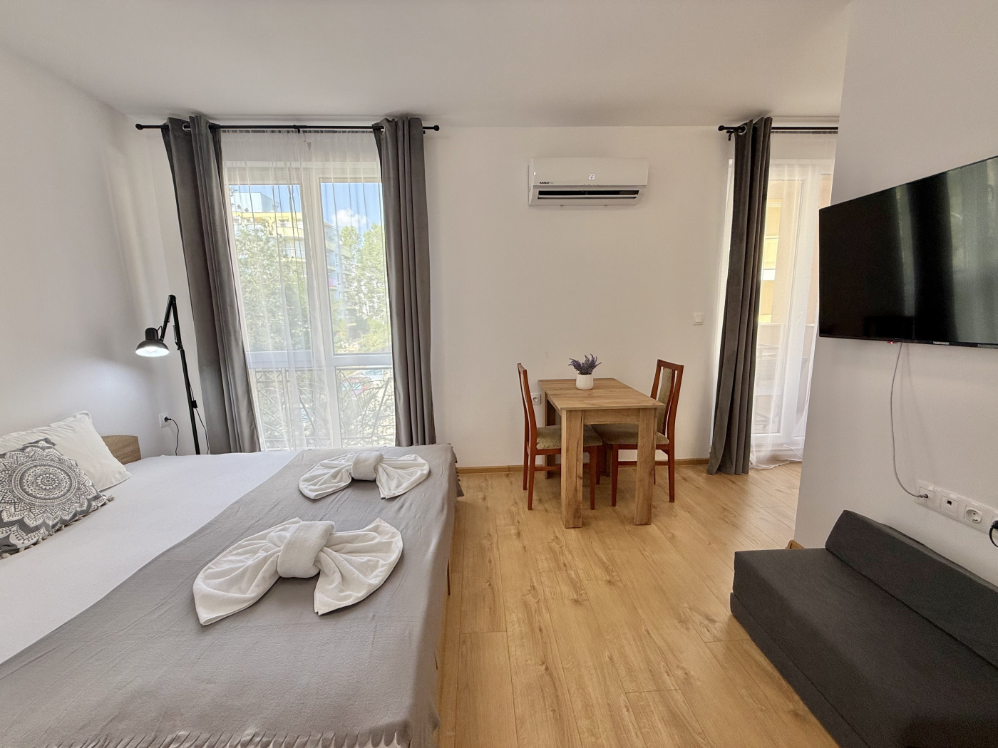 Aphrodite Green apartment 28