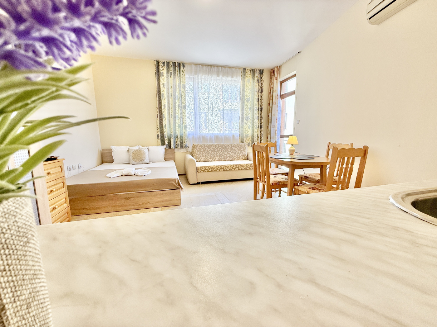 Sunny Sea Palace apartment 411